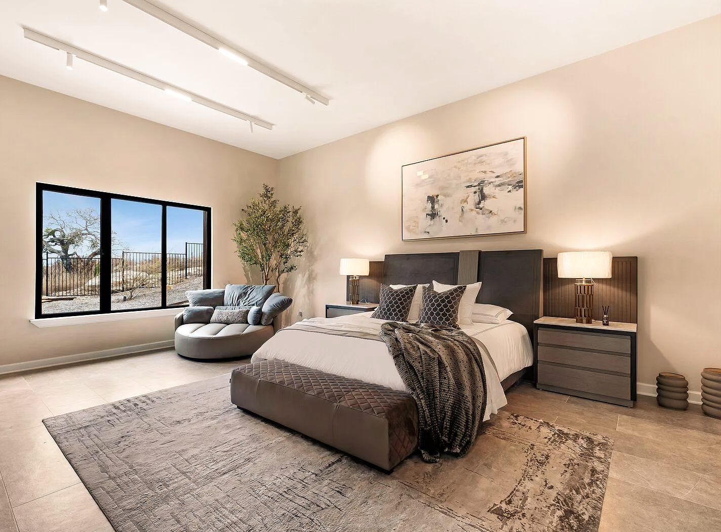 Khamila-design-house-bedrooms_edited_edited.png