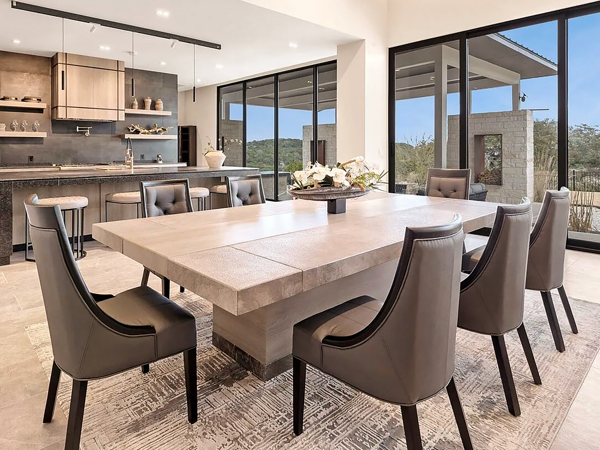 khamila-design-house-dining-room-03.jpg